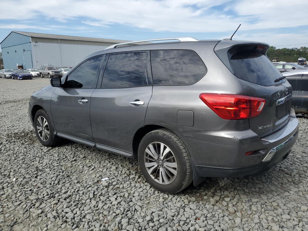 NISSAN PATHFINDER S