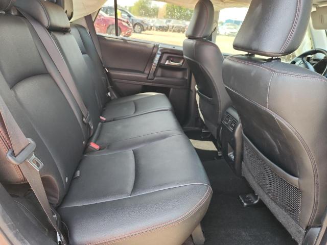2020 TOYOTA 4RUNNER SR JTEBU5JR7L5816858