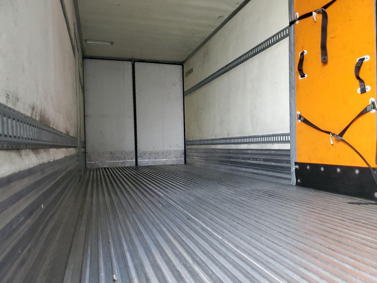 Lot #3259496114 2015 UTILITY VS2RA