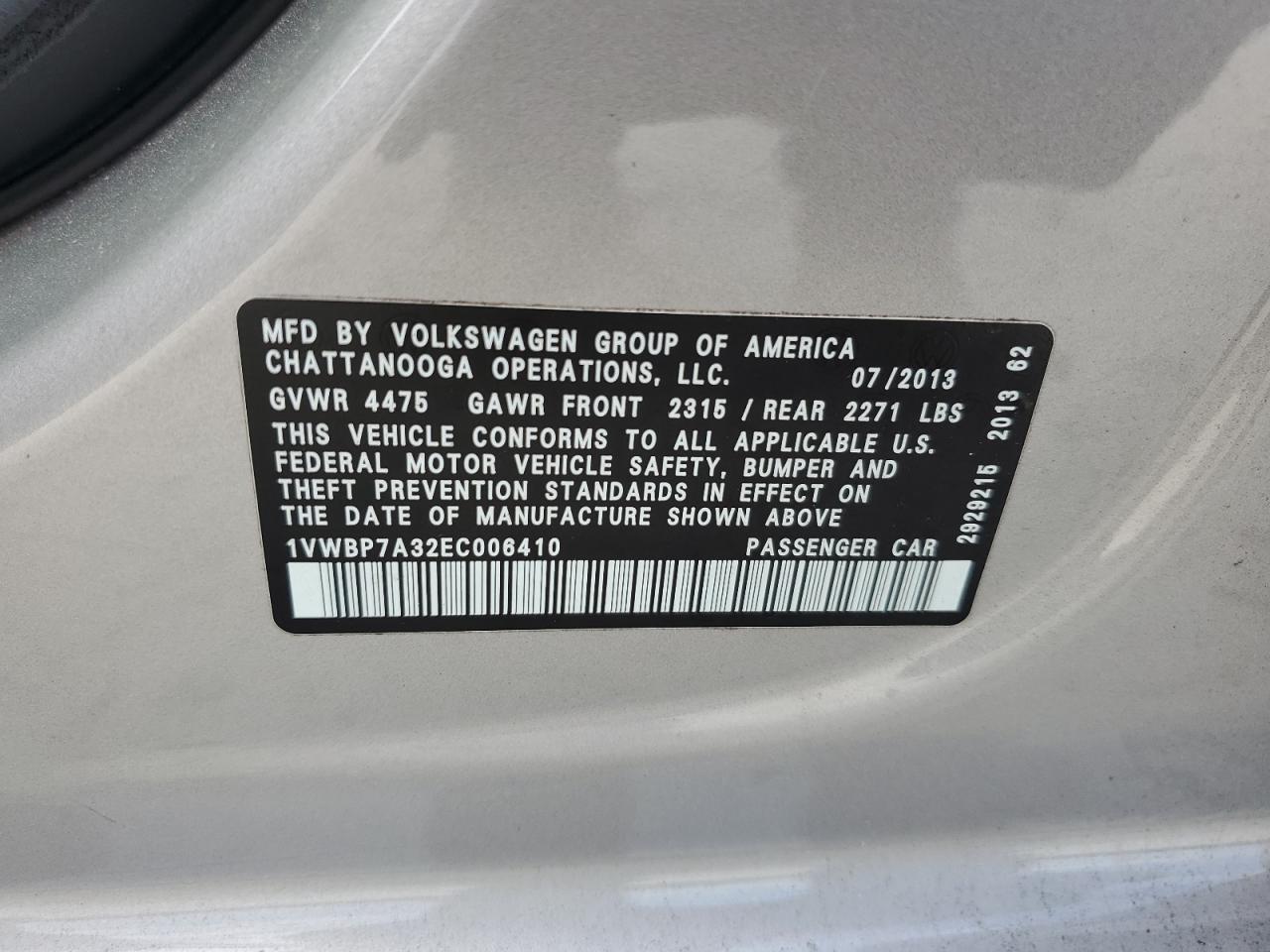 VOLKSWAGEN PASSAT SE