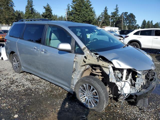 2019 TOYOTA SIENNA XLE 5TDYZ3DC5KS010926