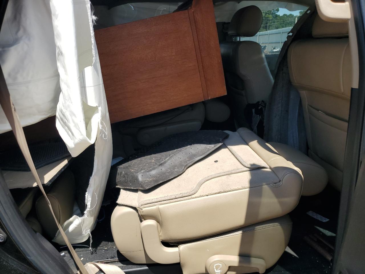 TOYOTA SEQUOIA LIMITED