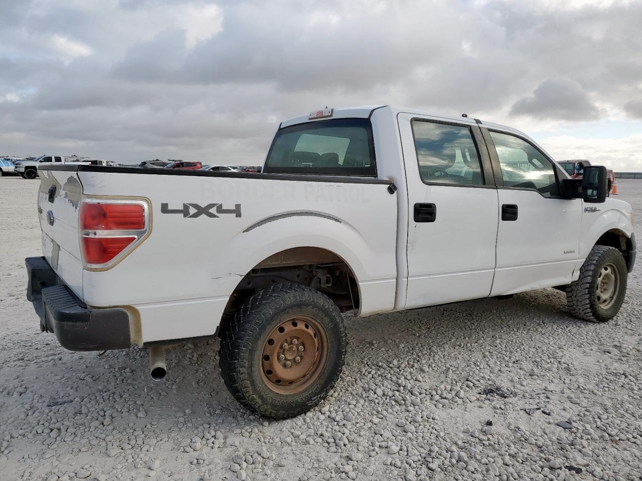 FORD F-150 SUPERCREW