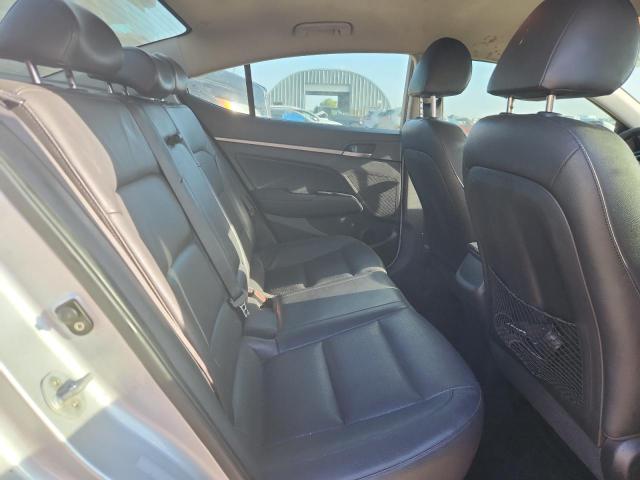 2017 HYUNDAI ELANTRA SE - KMHD84LF5HU077030