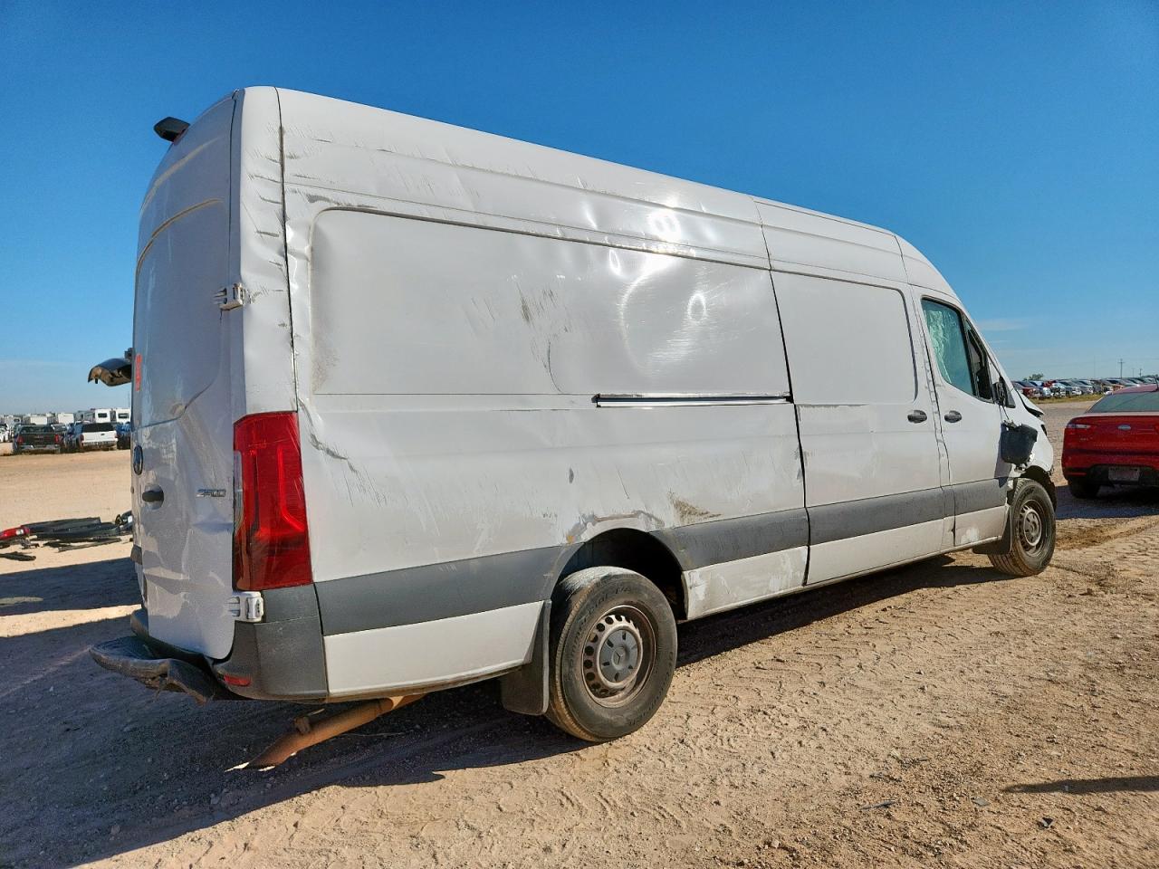 MERCEDES-BENZ SPRINTER 2500