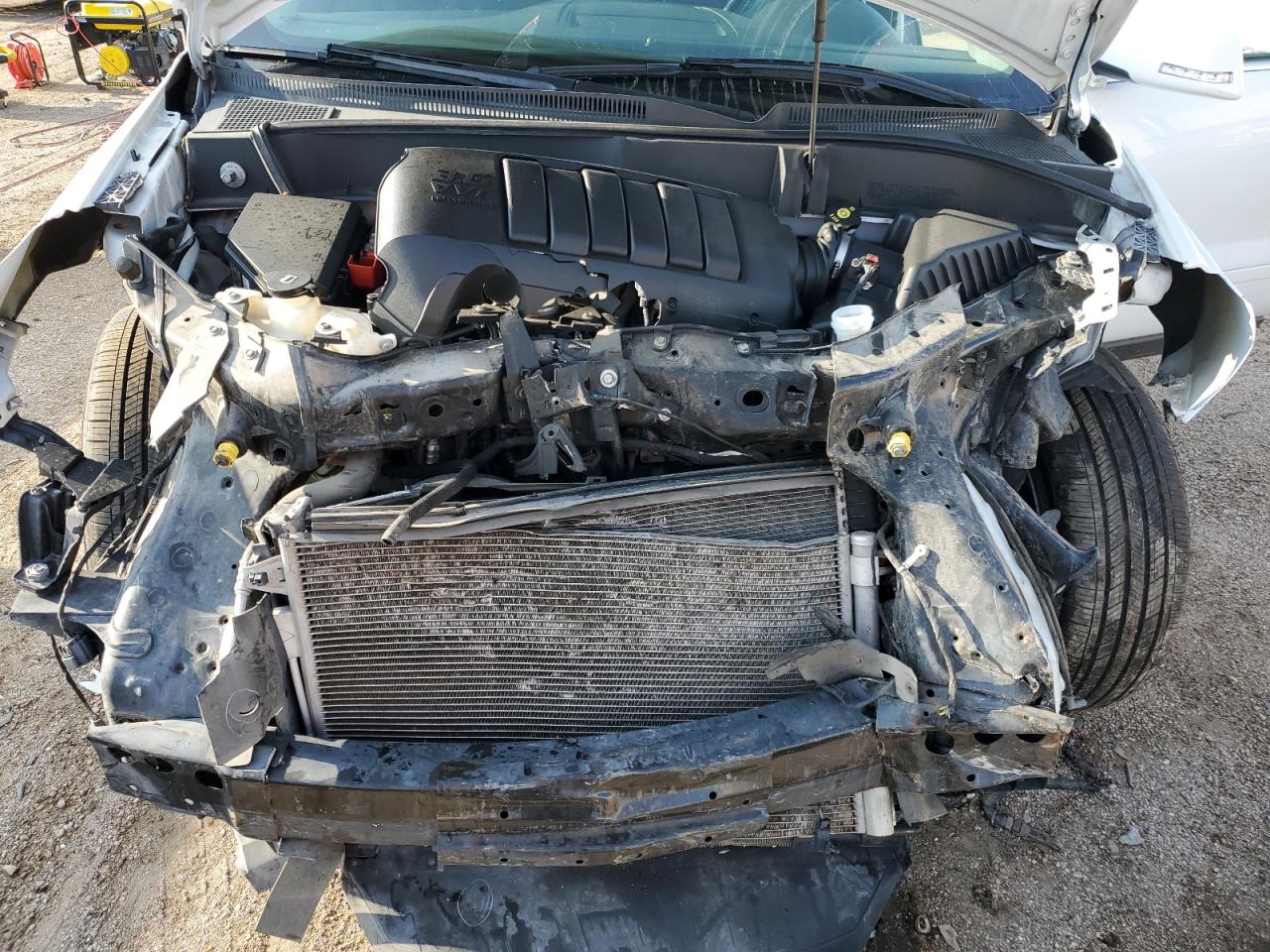 CHEVROLET TRAVERSE LT