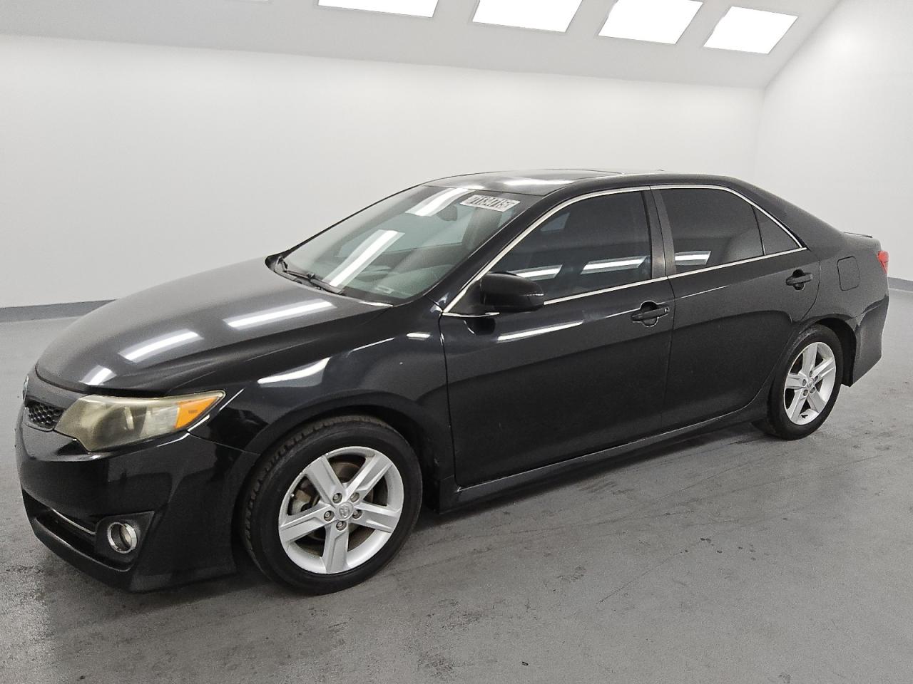 TOYOTA CAMRY L