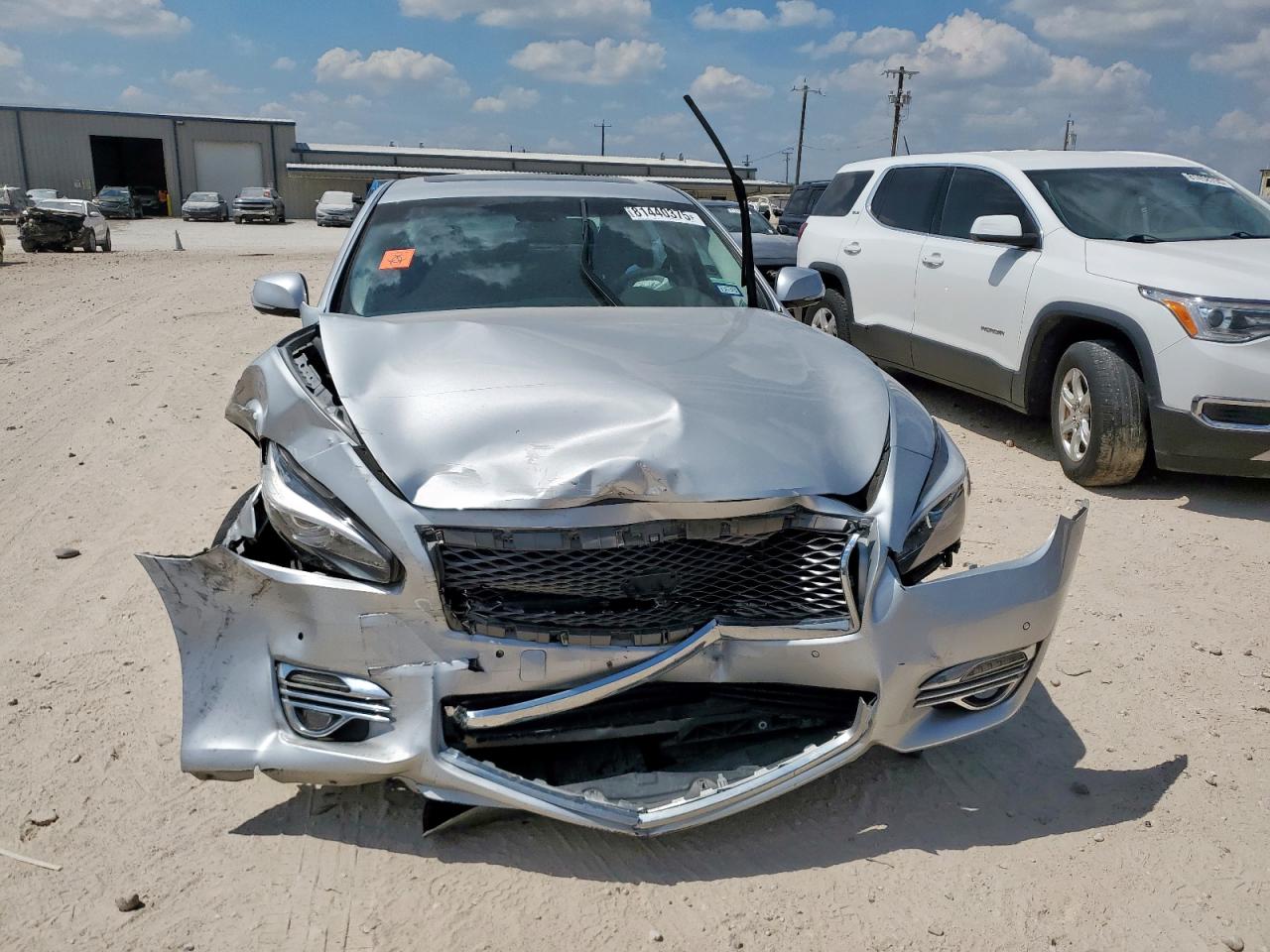 INFINITI Q70 3.7 LUXE