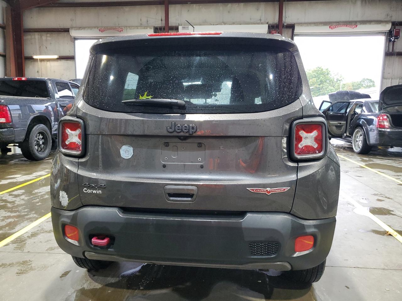 JEEP RENEGADE TRAILHAWK