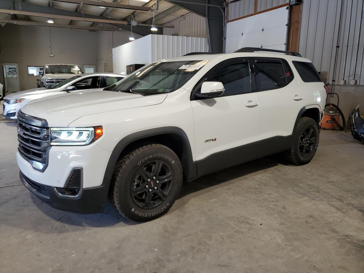 GMC ACADIA AT4