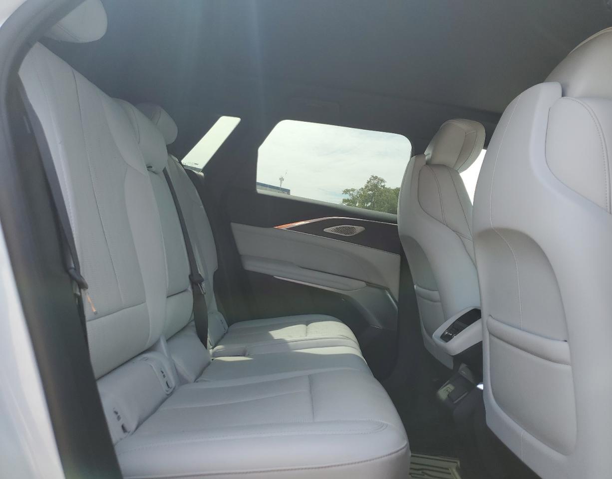 CADILLAC LYRIQ LUXURY