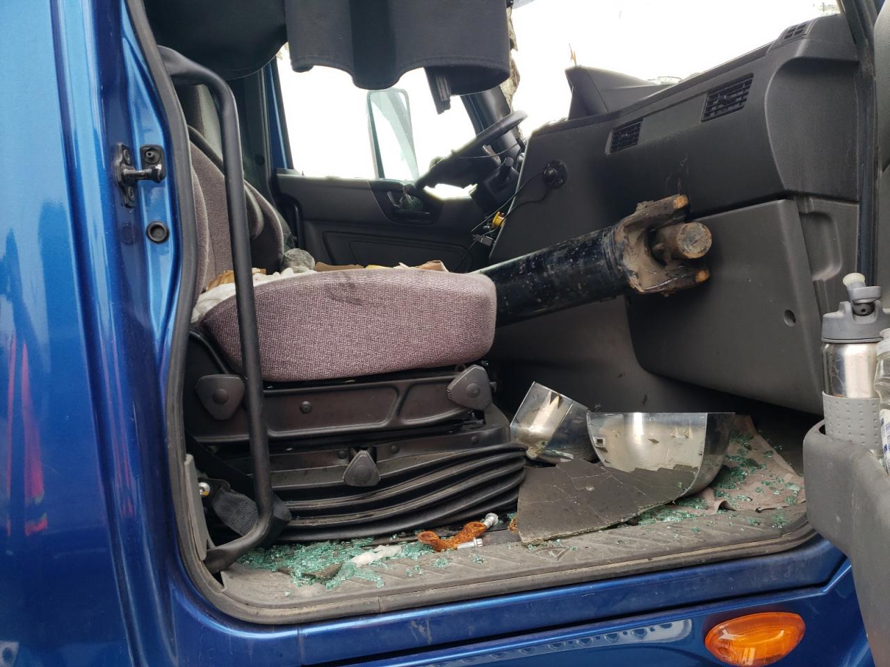 Lot #3278884025 2022 INTERNATIONAL LT625