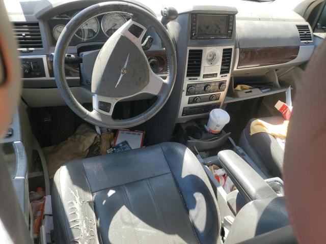 2010 CHRYSLER TOWN & COU - 2A4RR5D15AR253670