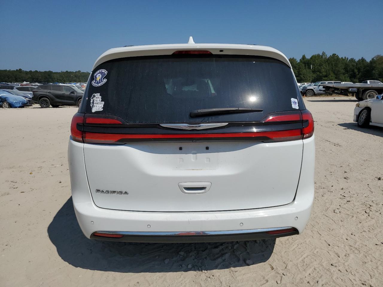 CHRYSLER PACIFICA TOURING L
