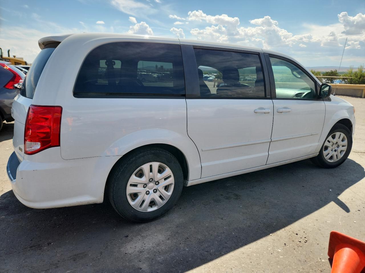 DODGE GRAND CARAVAN SE