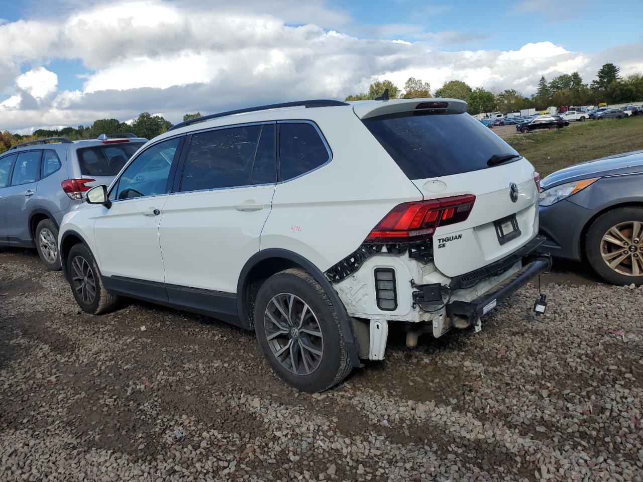 VOLKSWAGEN TIGUAN SE