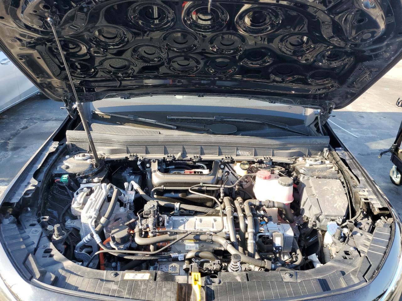 MERCEDES-BENZ EQB 250+