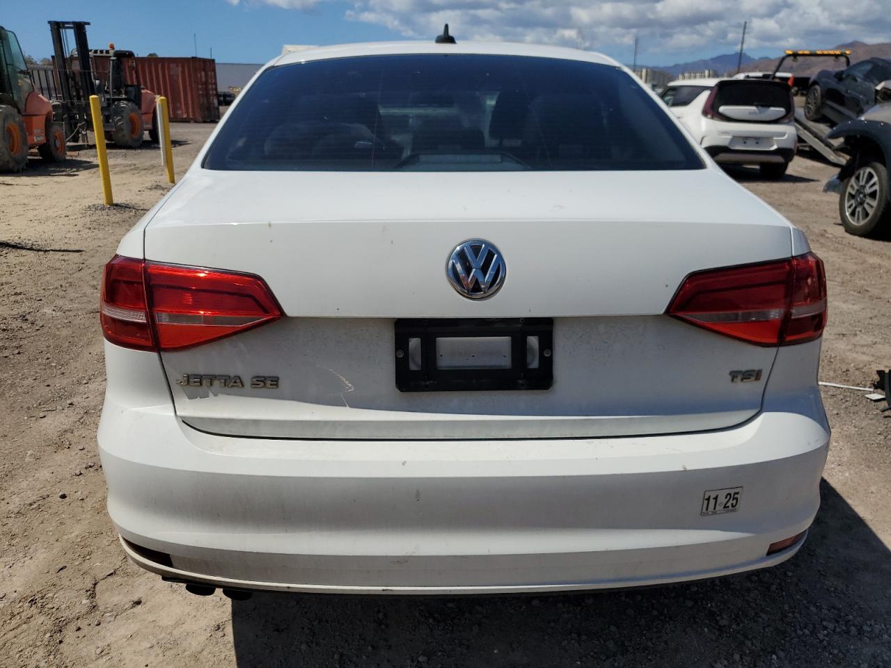 VOLKSWAGEN JETTA SE