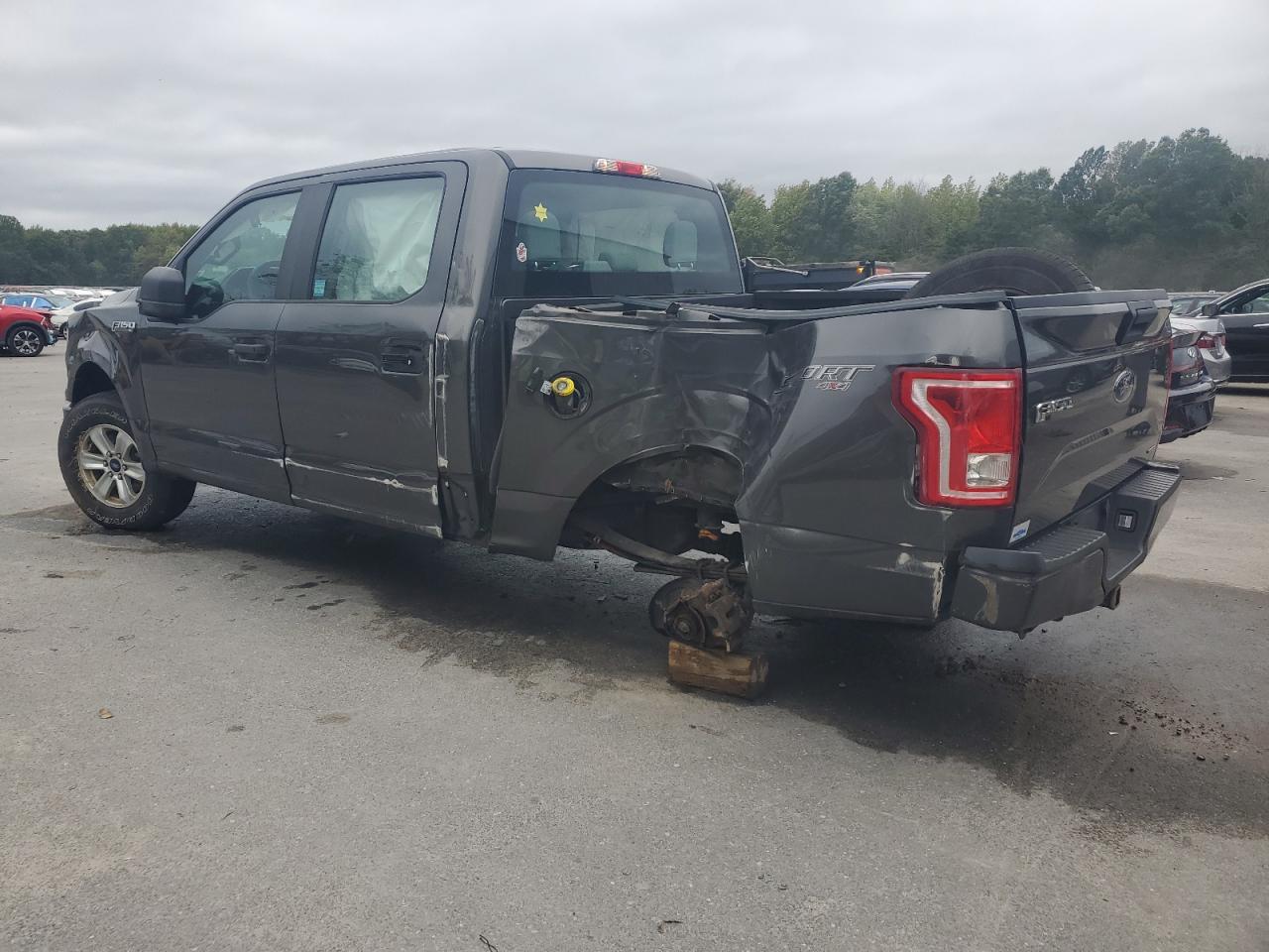 FORD F-150 SUPERCREW