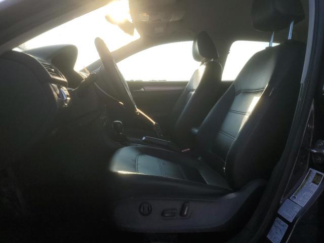 2015 VOLKSWAGEN PASSAT S - 1VWAT7A30FC027345