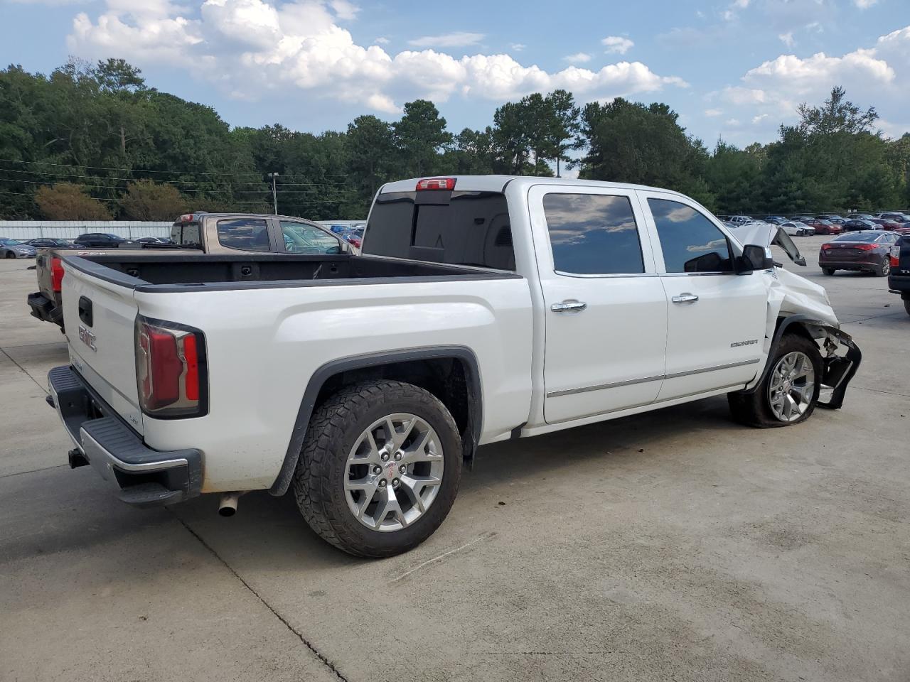 GMC SIERRA 1500 K1500 SLT