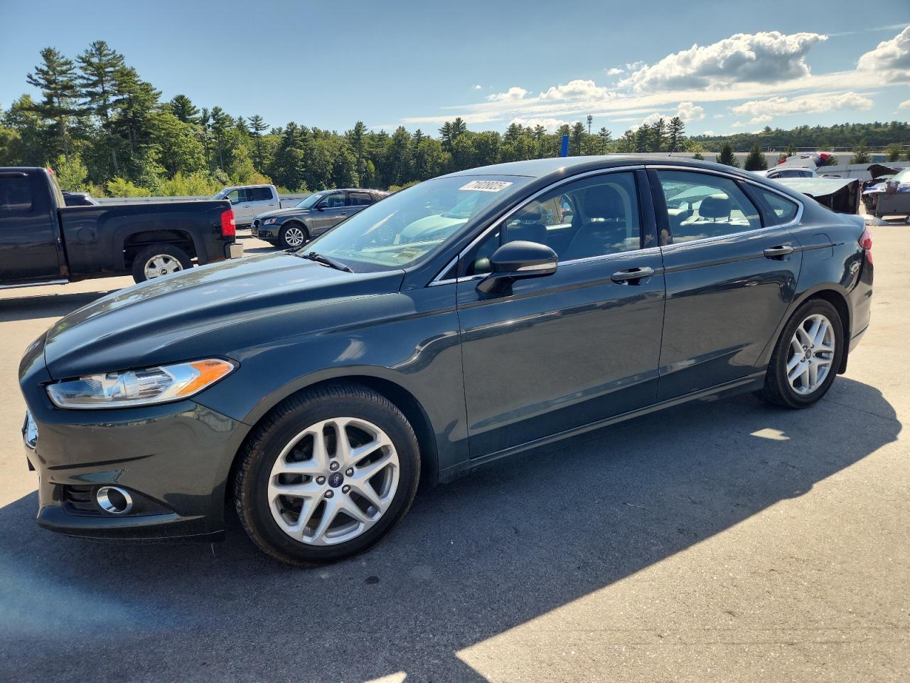 FORD FUSION SE
