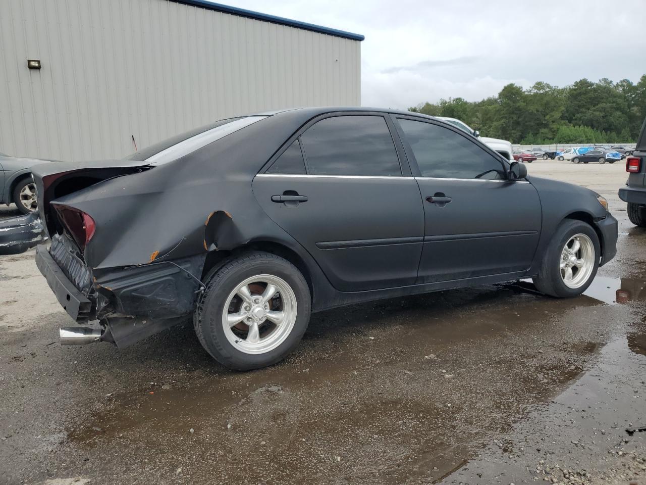 Lot #3275690786 2004 TOYOTA CAMRY LE