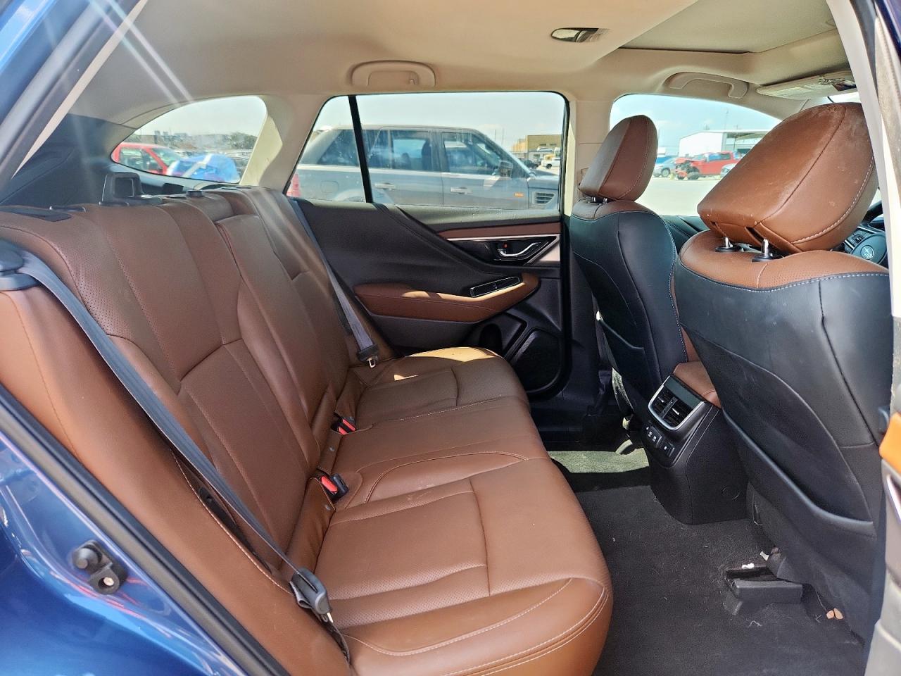 SUBARU OUTBACK TOURING