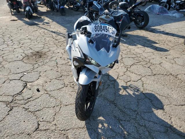 2025 KAWASAKI EX500 ML5EXGG17SDA70421