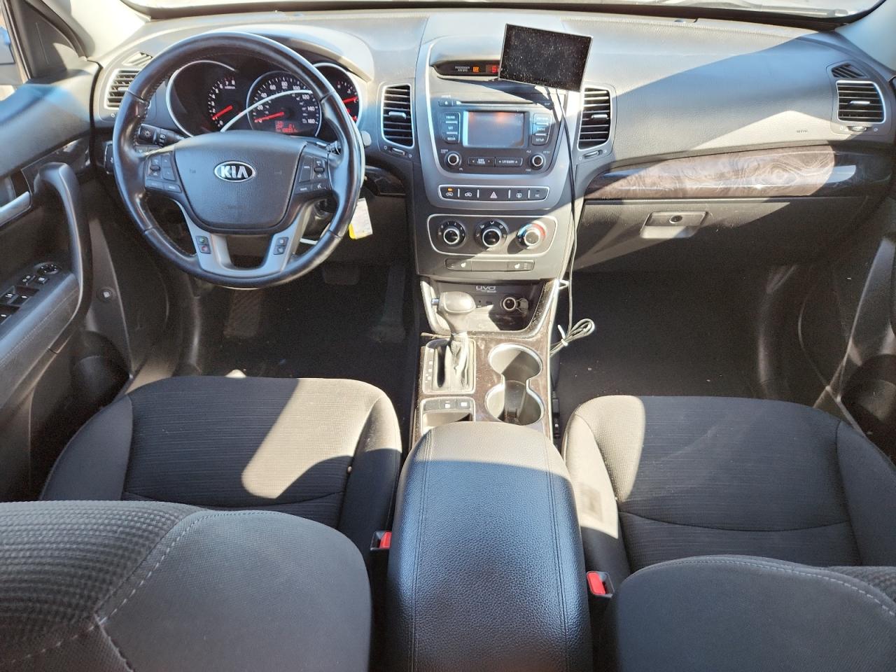 KIA SORENTO LX