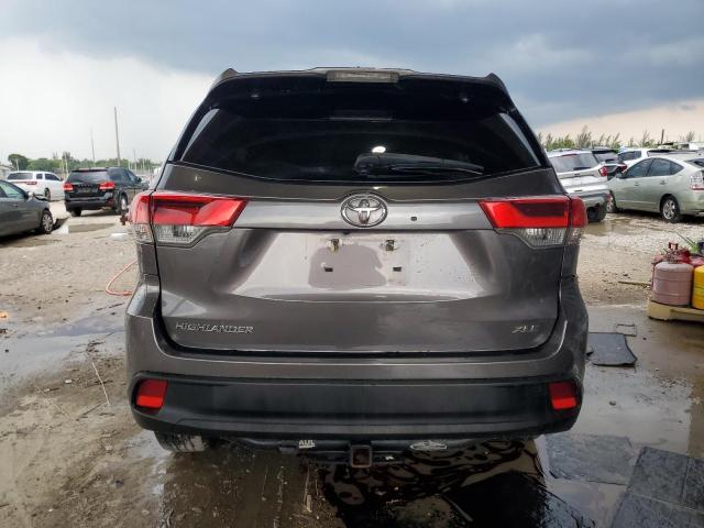 2019 TOYOTA HIGHLANDER 5TDKZRFH3KS556626
