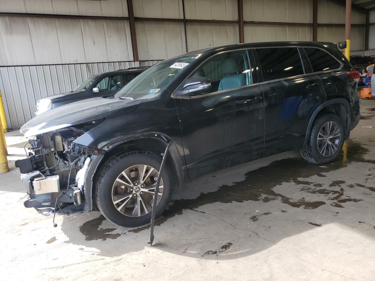 TOYOTA HIGHLANDER LE