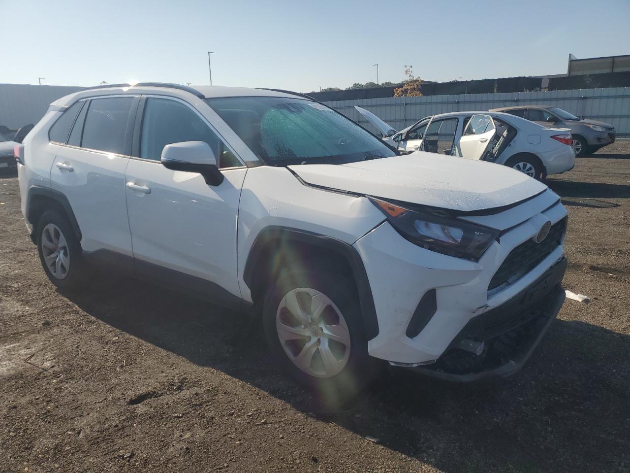 TOYOTA RAV4 LE
