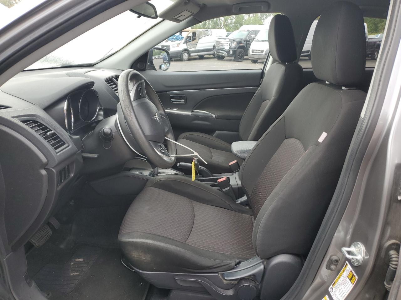 MITSUBISHI OUTLANDER ES