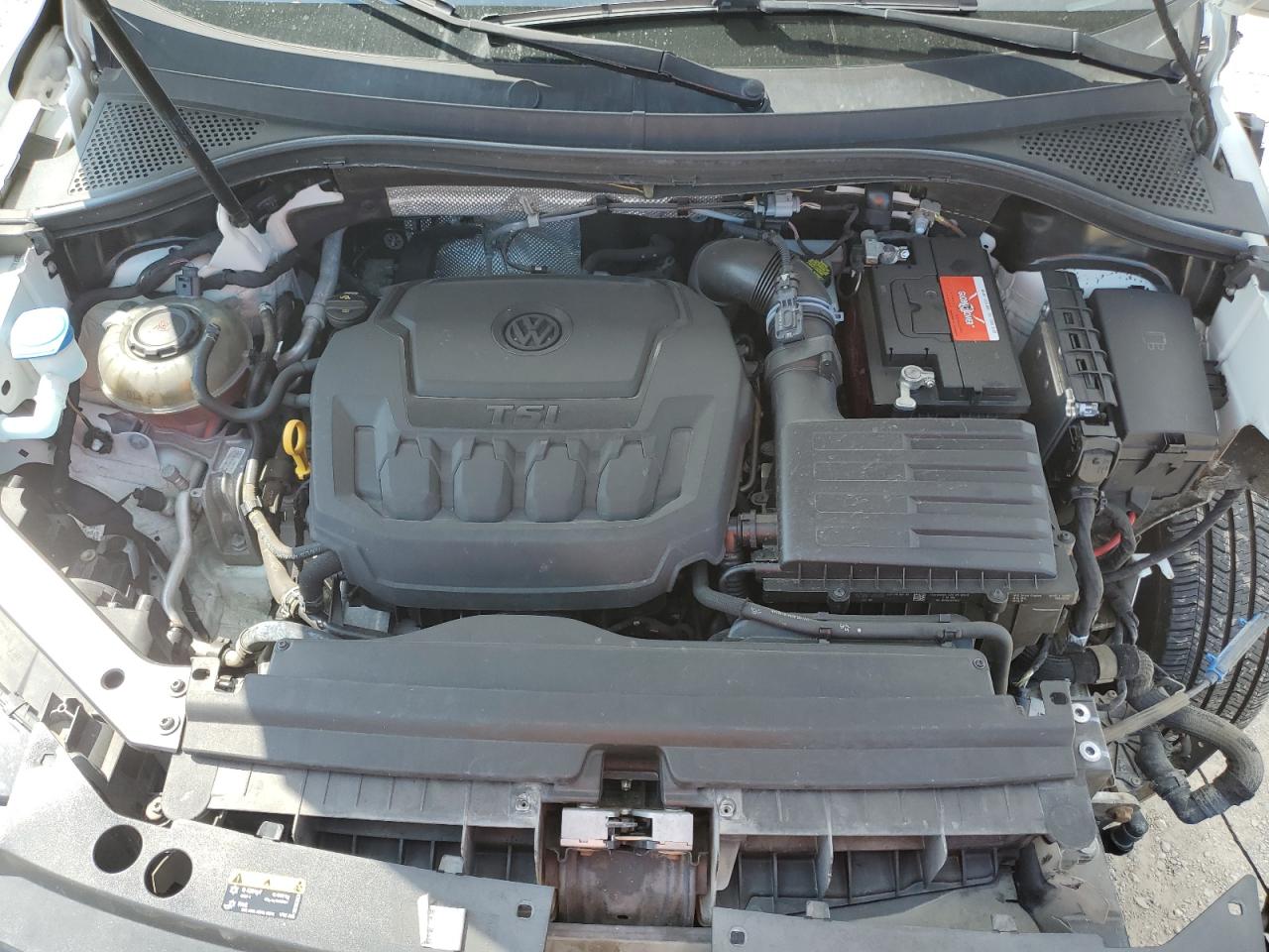 VOLKSWAGEN TIGUAN SE