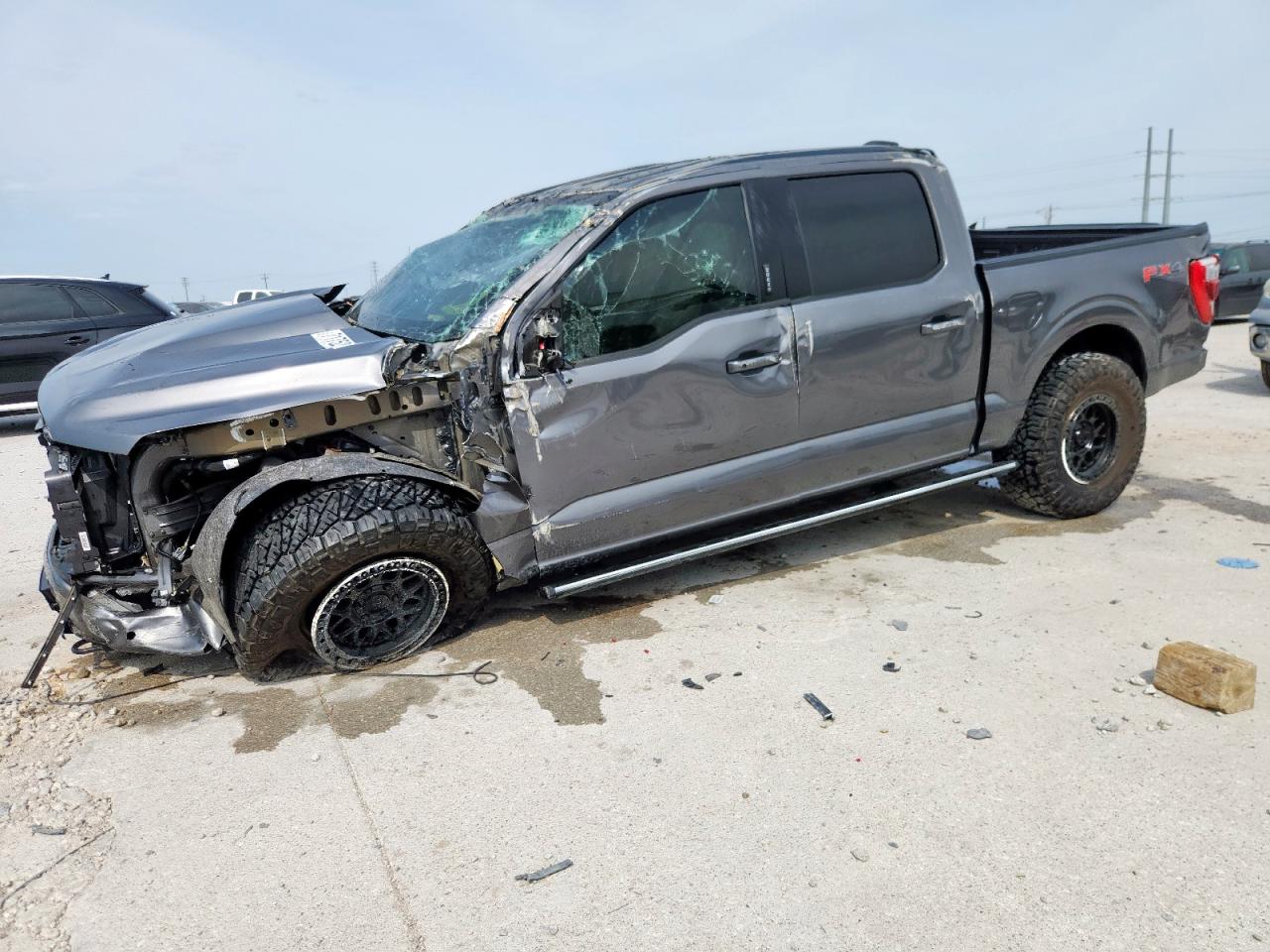 FORD F-150 SUPERCREW