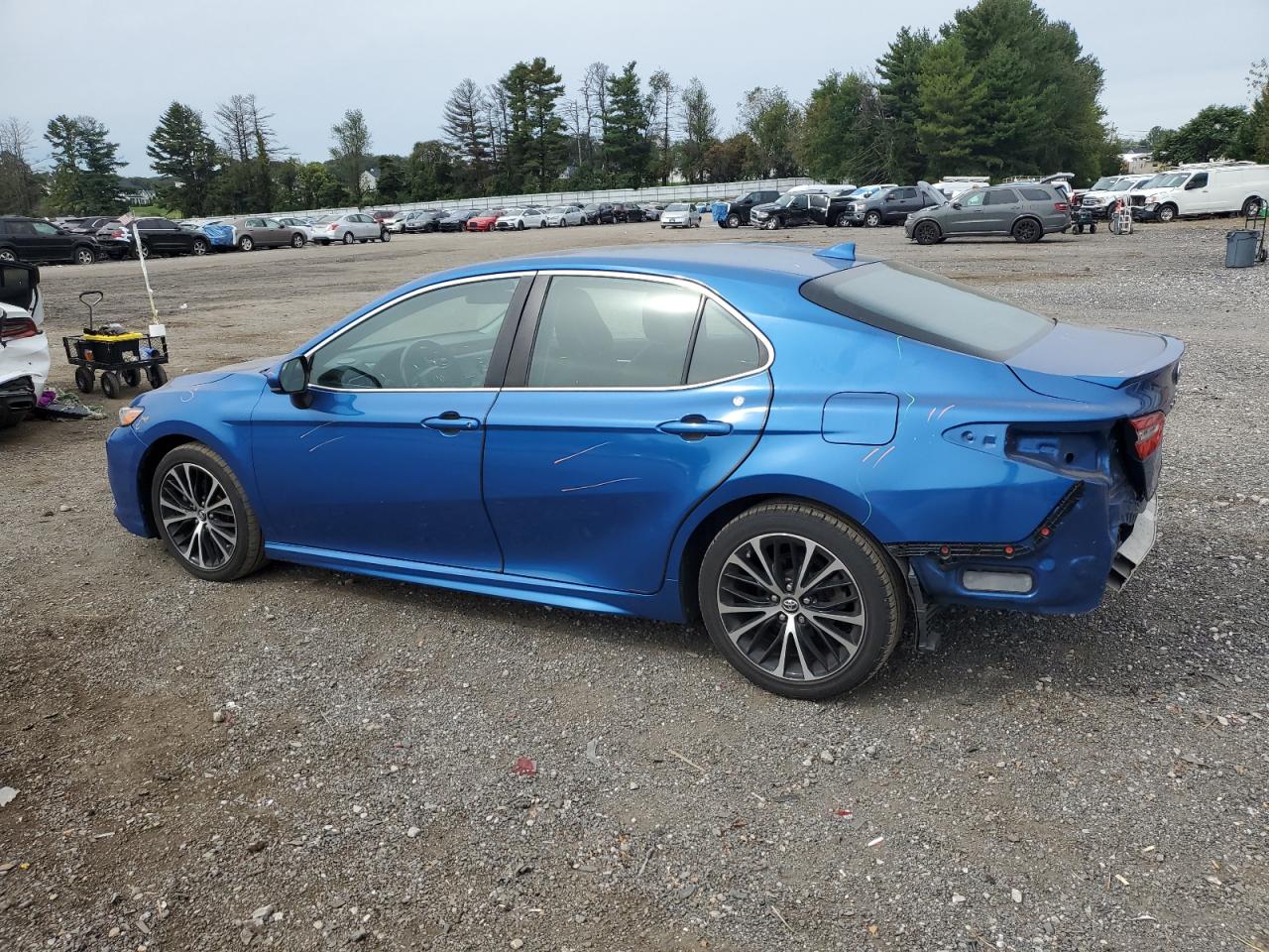 TOYOTA CAMRY L
