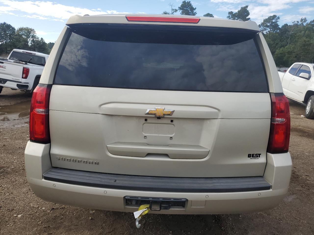 CHEVROLET SUBURBAN C1500 LT