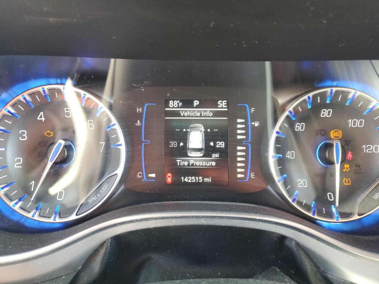 CHRYSLER PACIFICA TOURING PLUS