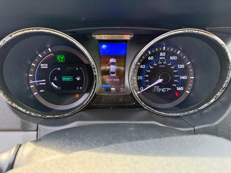 2012 HYUNDAI SONATA HYB - KMHEC4A48CA039340