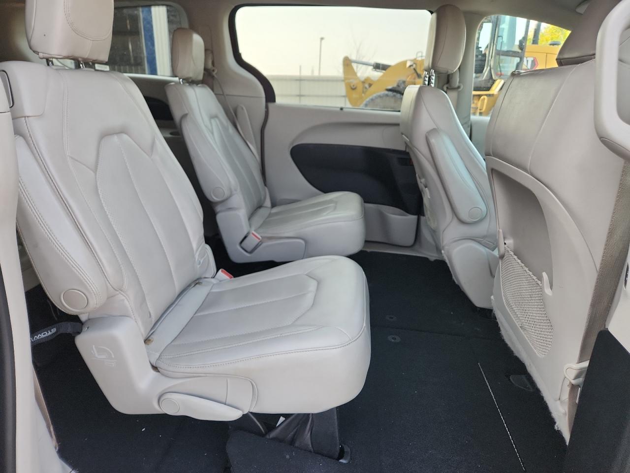 CHRYSLER VOYAGER LXI