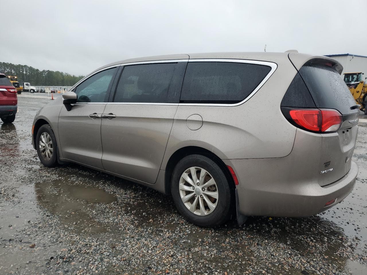CHRYSLER PACIFICA TOURING