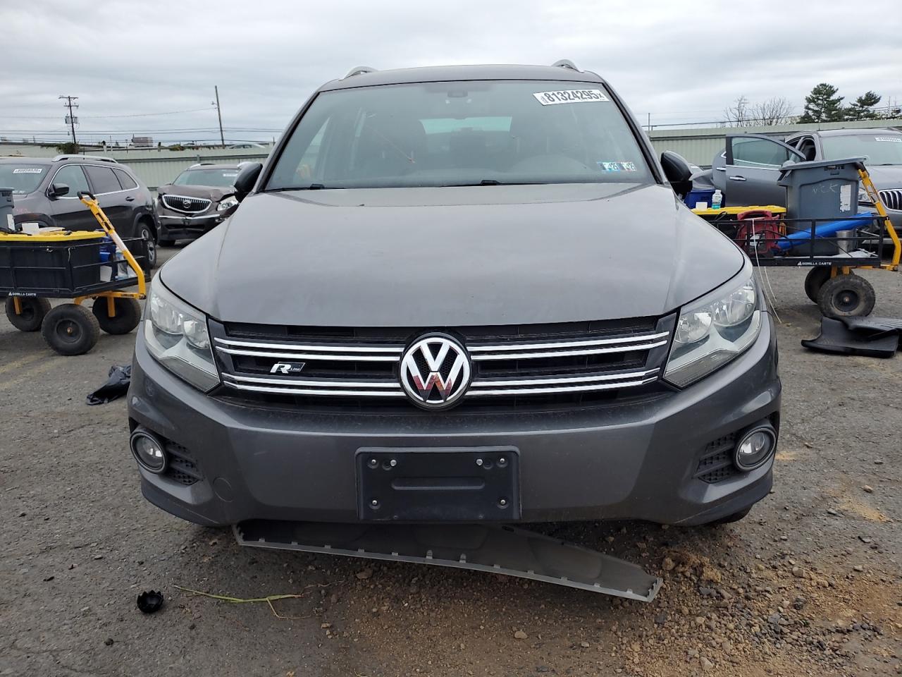 VOLKSWAGEN TIGUAN S