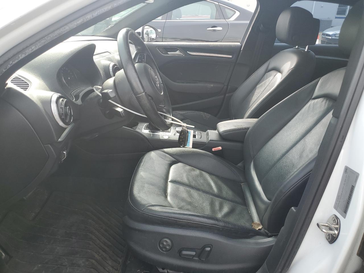 AUDI A3 PREMIUM PLUS S-LINE