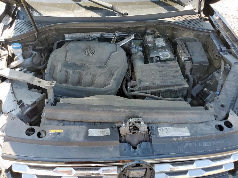 2018 VOLKSWAGEN TIGUAN SE - 3VV3B7AX7JM019074