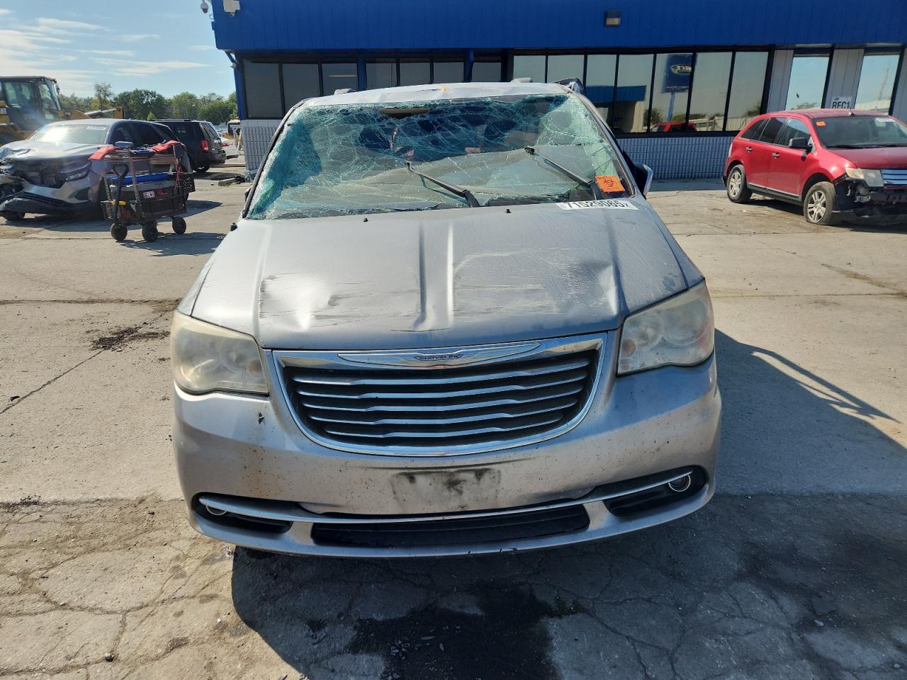CHRYSLER TOWN & COUNTRY TOURING L