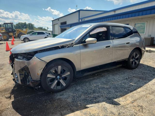 BMW IX XDRIVE5