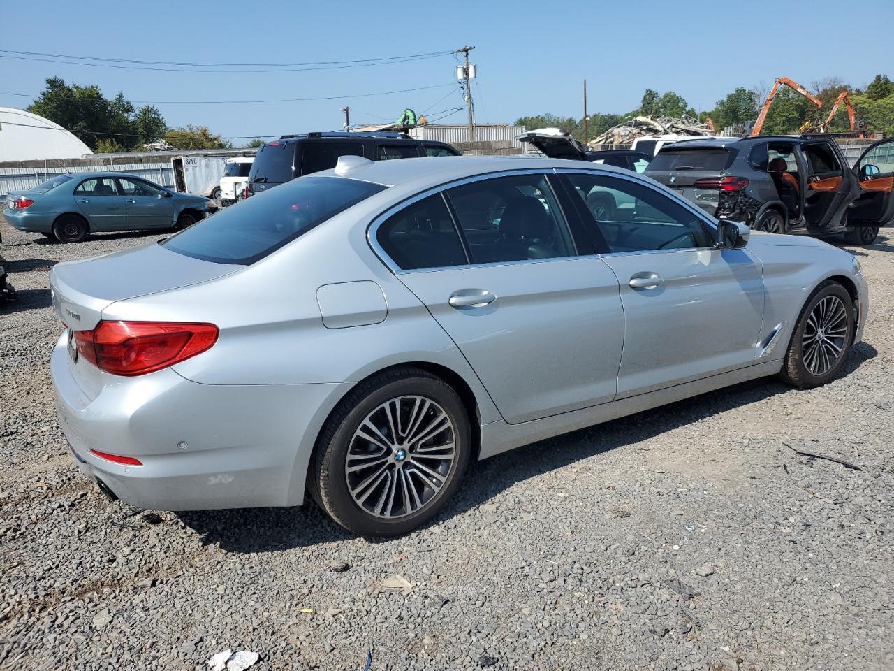 Lot #3305354330 2019 BMW 530 XI