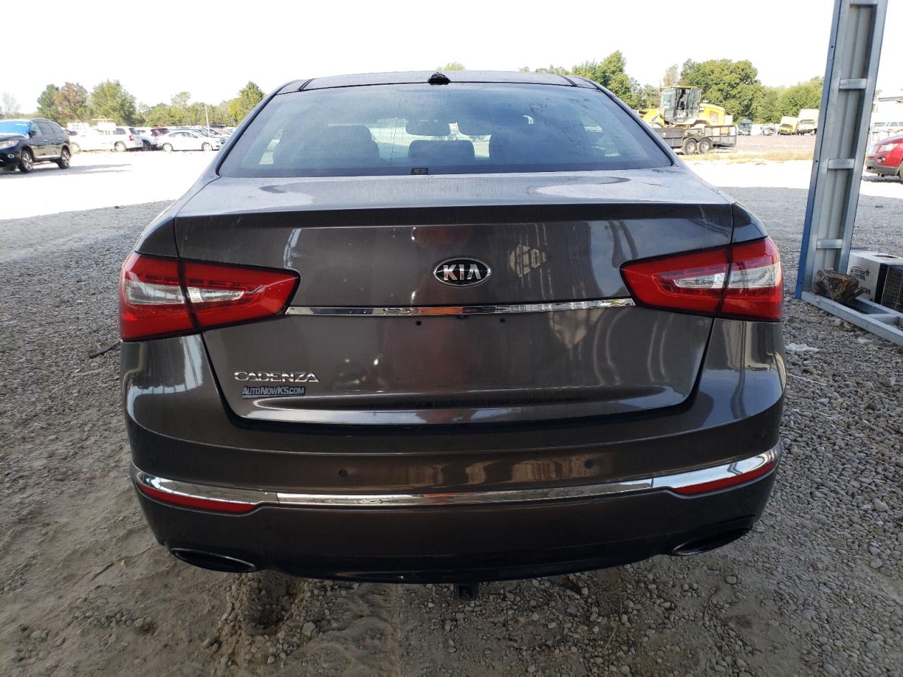 KIA CADENZA PREMIUM