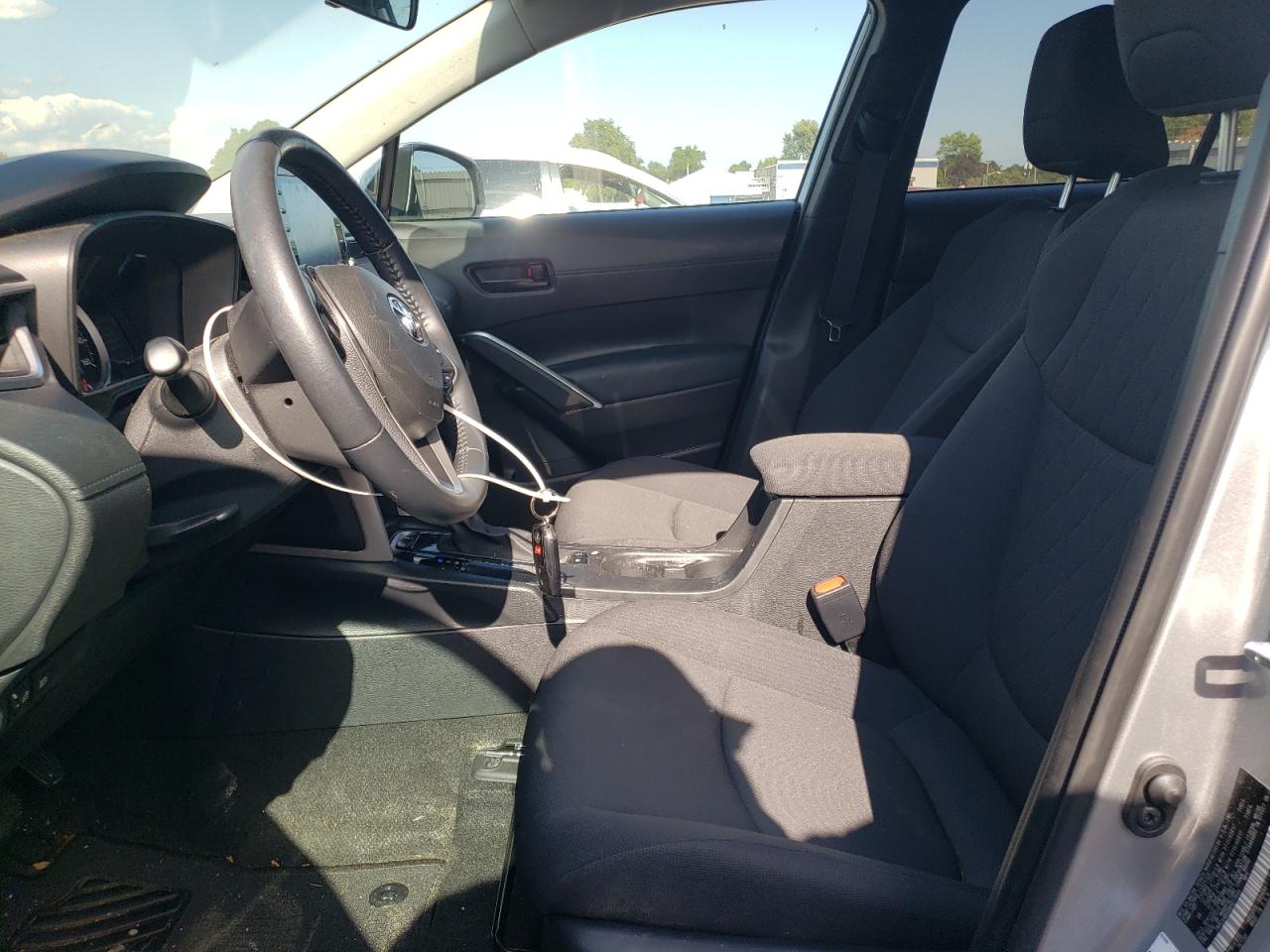 TOYOTA COROLLA CROSS LE